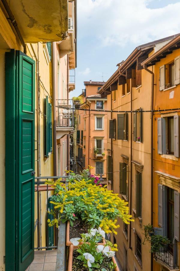 Downtown Apartment Verona Esterno foto