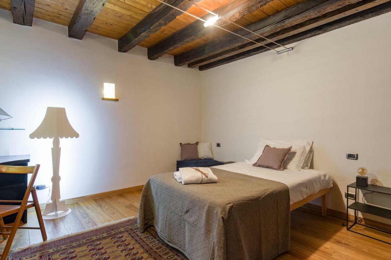 Downtown Apartment Verona Esterno foto